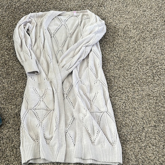 Elegant Cream Cardigan Sweater - Picture 1 of 3